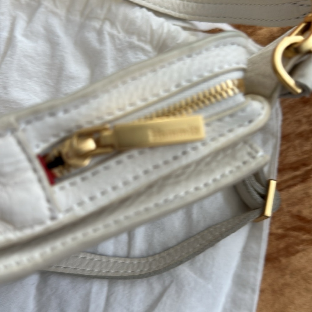 Hammitt LA leather crossbody purse- VIP Mobile style - Picture 6 of 6